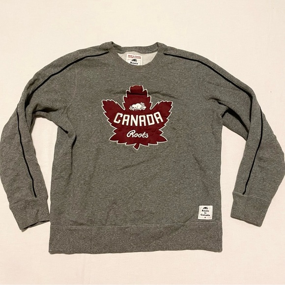 Roots Men's Grey Crewneck Sweater with Red Maple Leaf Size XS - Picture 15 of 16